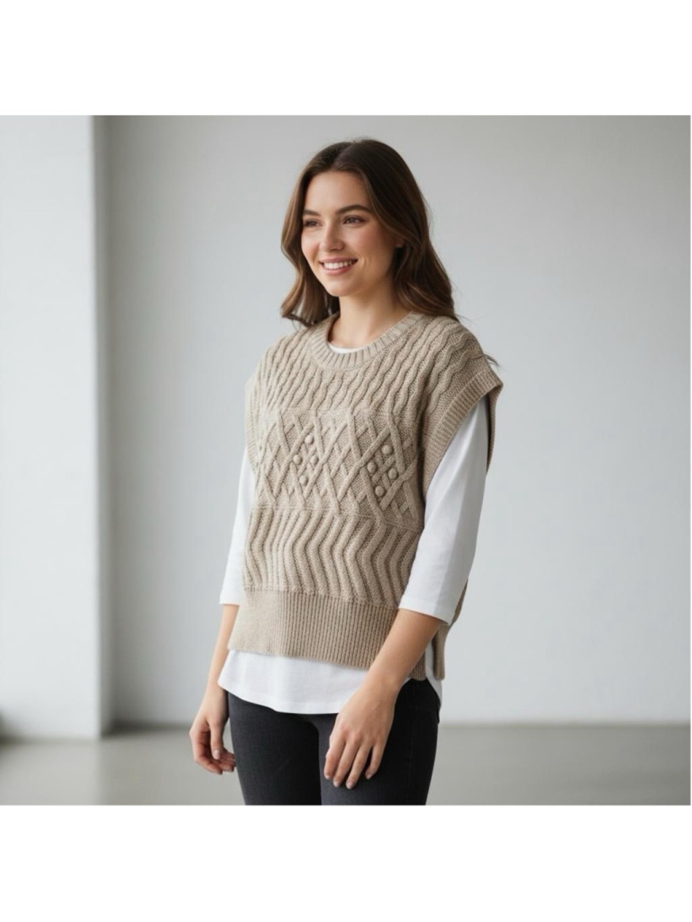 Pure Collection US NWT Women’s L Beige Sleeveless Crop Cable Knit Sweater Vest